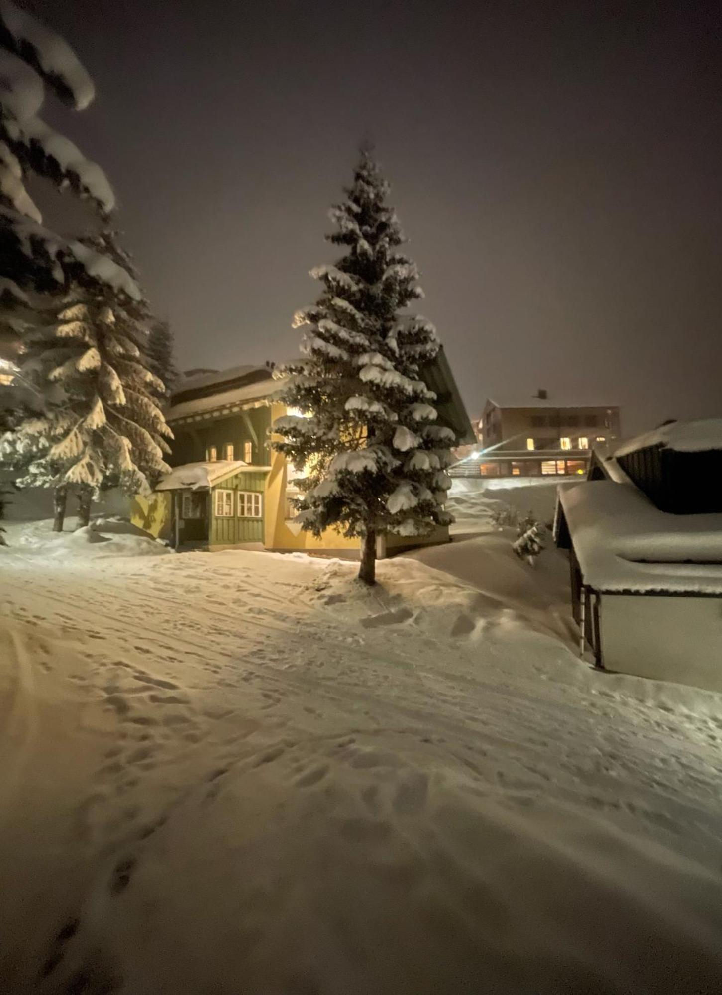 Arlberg Stuben - Das Kleine, Feine Hotel Штубен-ам-Арльберг Экстерьер фото