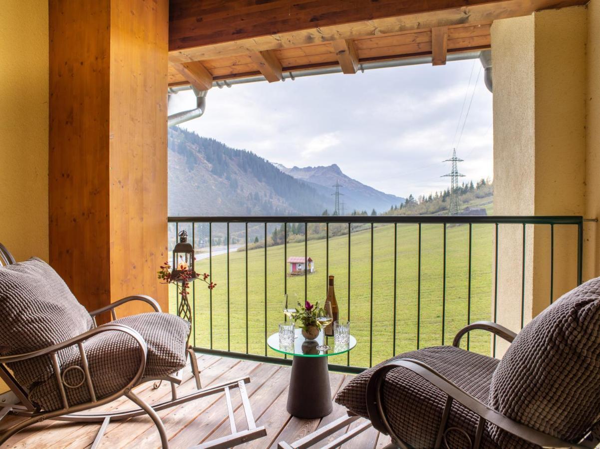 Arlberg Stuben - Das Kleine, Feine Hotel Штубен-ам-Арльберг Экстерьер фото